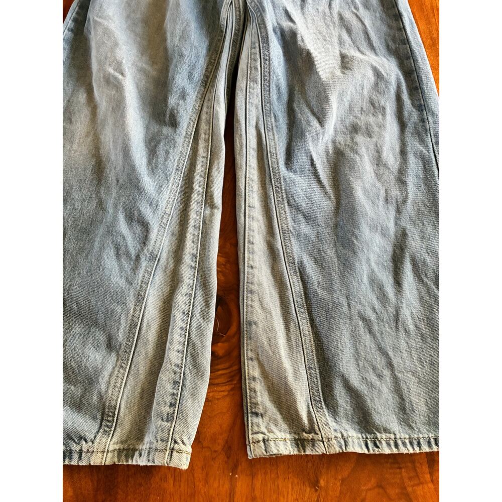Levi’s ‘94 mid-rise baggy wide leg denim size 30/10 what else can I say - Picture 8 of 9